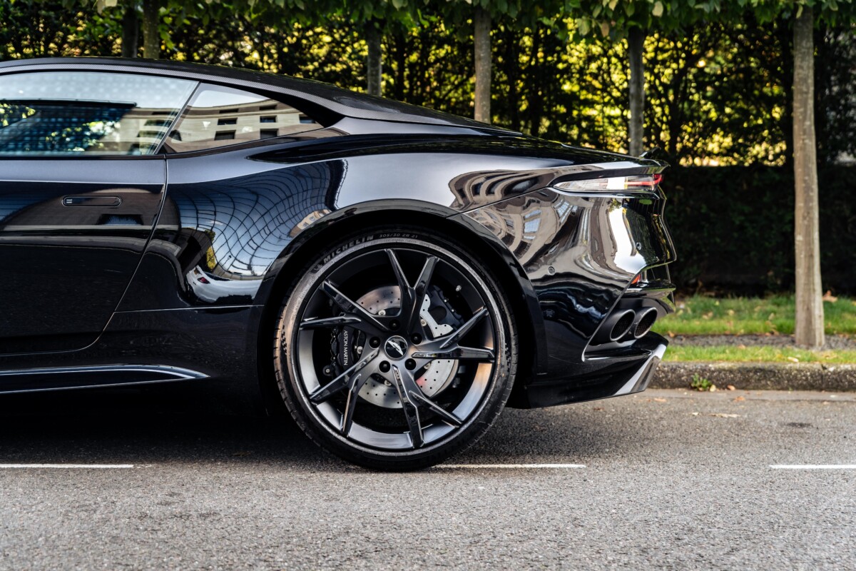 AM DBS Superleggera - Hallmarque London